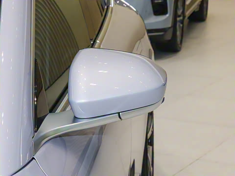 2025�� 100kWh Touring