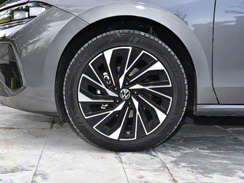 2026�� L 300TSI DSG ������