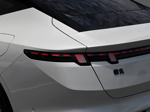 2026�� 701 ������ Ultra