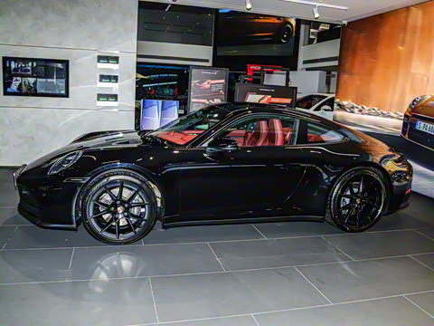 2026�� Carrera 3.0T