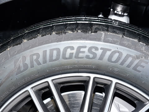 2026�� GLC 300 L 4MATIC ������ 5��