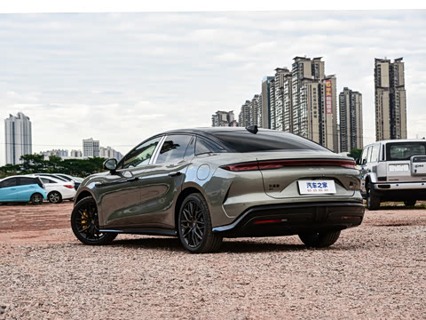 2025�� EV 701KM�����״�������