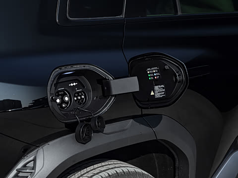 2025�� 501KM ����Ultra��