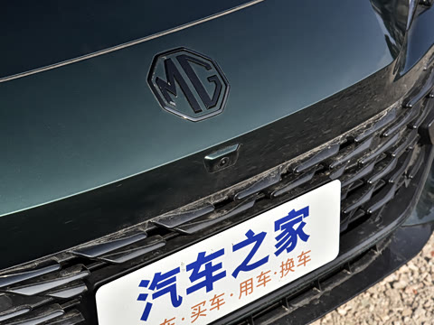 2026�� 2.0T 405 AT������