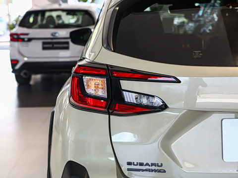 2026�� 2.5i AWD������EyeSight