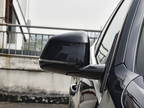 2026�� xDrive40i M�˶���װ