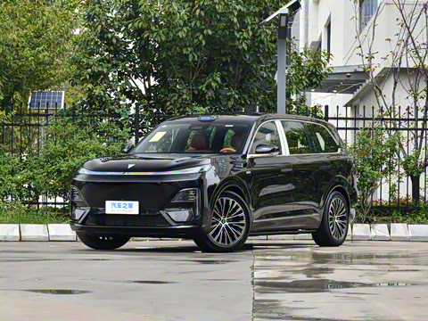 2025�� ����Ultra+����������