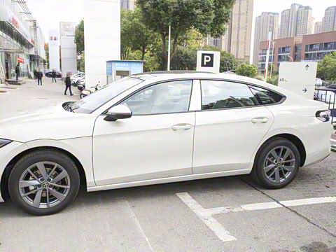 2026�� ���L 300TSI �趯��