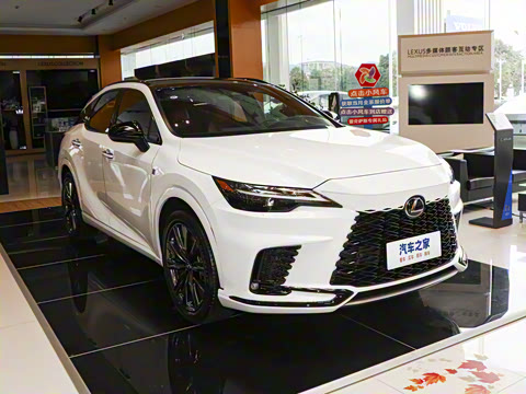 2026�� 500h ����F SPORT Performance