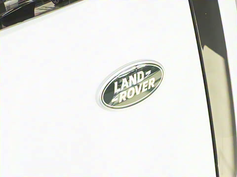 2025�� 3.0 L6 400PS �����ӳ���