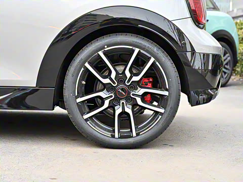 2025�� JOHN COOPER WORKS CABRIO