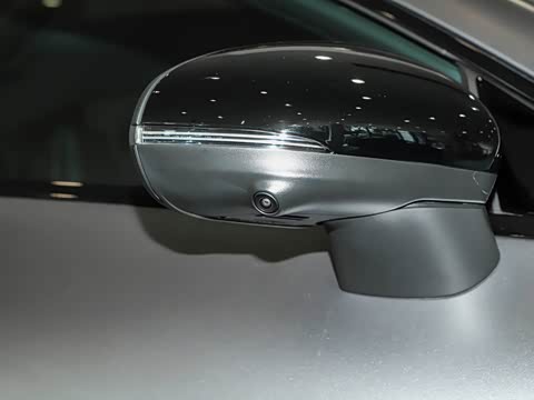 2025�� AMG CLA 45 S 4MATIC+