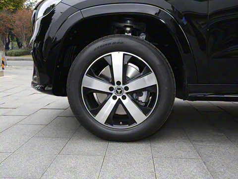 2026�� GLS 450 4MATIC ������