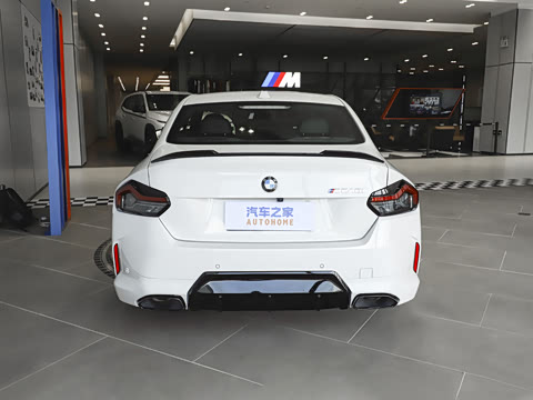 2026�� M240i xDrive