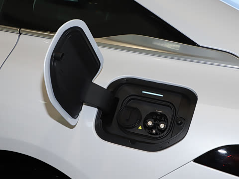 2025�� ������