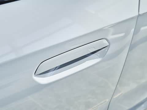 2026�� xDrive25Li M�˶���ҹ��װ