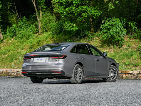 2026�� 220km ������ҫ��