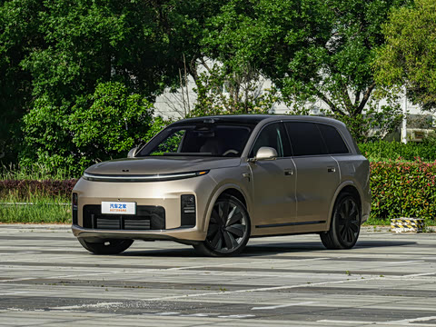 2026�� Livis