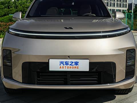 2026�� Livis