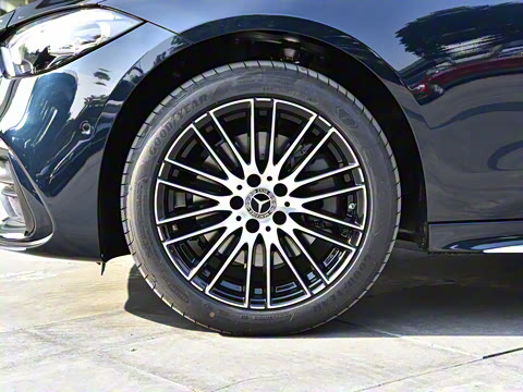 2026�� C 260 L �˶���