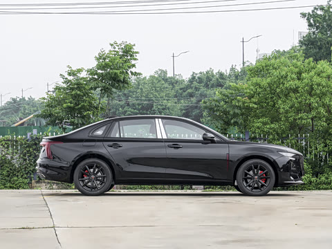 2026�� 2.0T �Զ���ӰPro��