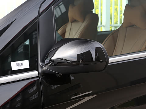 2026�� ����˹LW63