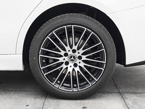 2026�� C 260 L �˶������