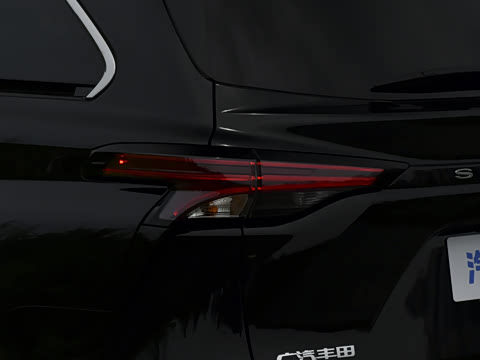 2027�� 2.5L ˫����������