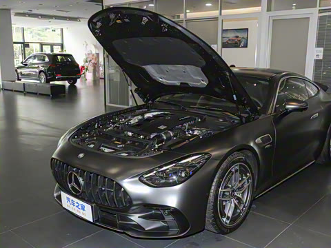 2026�� AMG GT 50 