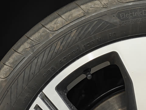2026�� quattro Ǭ���Ǽݰ�