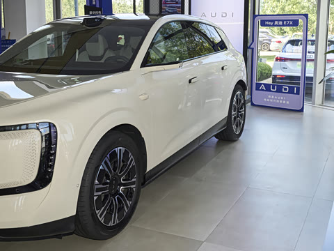2026�� �ȷ�quattro��