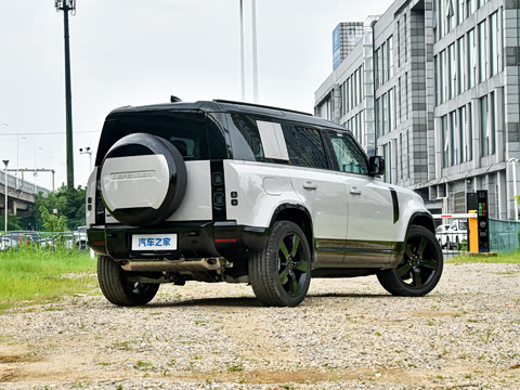 2026�� 110 3.0T X-Dynamic HSE