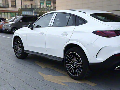 2026�� GLC 300 4MATIC ����SUV