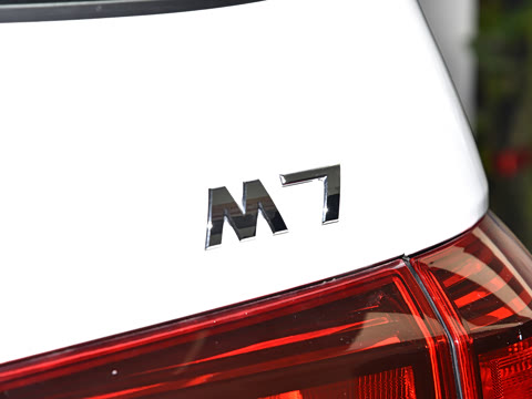 2025�� 2.0L CNG��Ӣ�� 9��