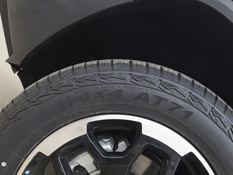 2026�� 211km XWD ����