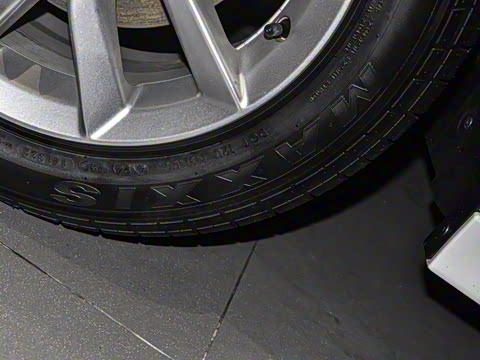 2025�� 240TURBO �ֶ����ٰ�