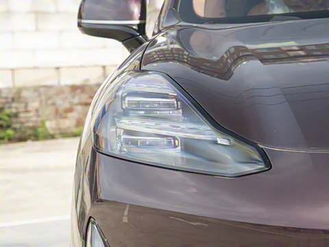 2025�� 670 Max��