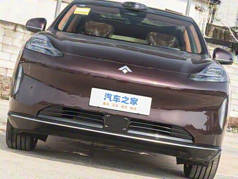 2025�� 670 Max��