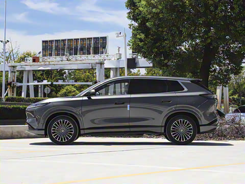 2025�� 185KM�����