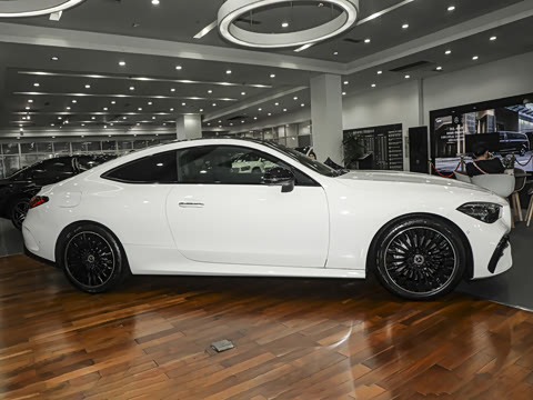 2025�� CLE 300 4MATIC �����ͽ��ܳ�