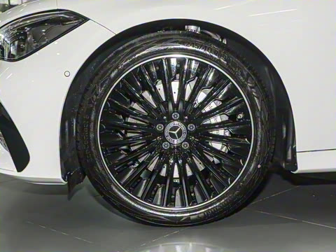 2025�� CLE 300 4MATIC �����ͽ��ܳ�