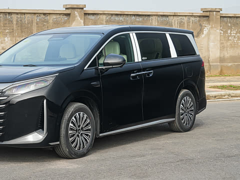 2026�� DM-i 1.5T 218KM ��Խ��