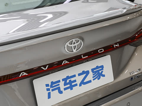 2026�� ˫�� 2.5L XLE����
