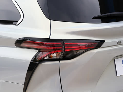 2026�� 2.5L ˫������������