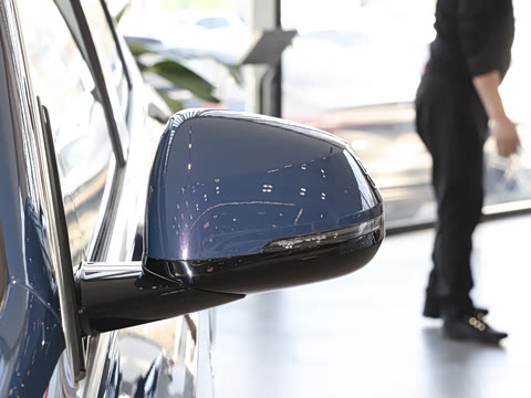 2025�� sDrive25Li M�˶���װ