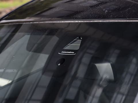 2026�� M240i xDrive