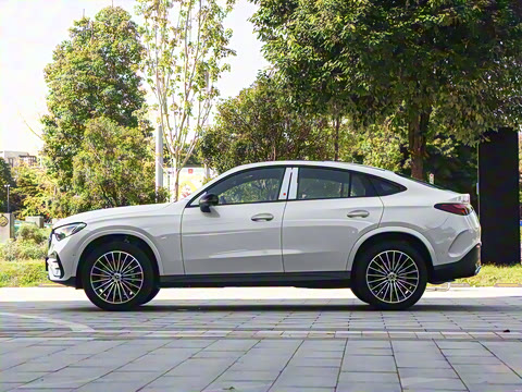 2026�� GLC 300 4MATIC ����SUV