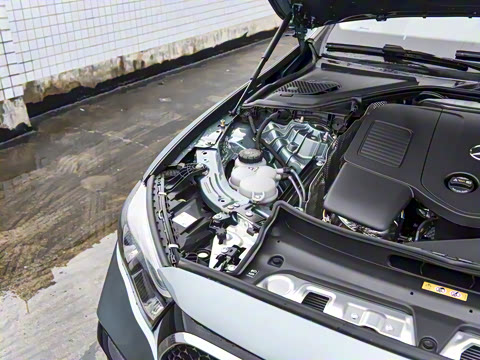 2026�� E 300 ʱ�����˶���