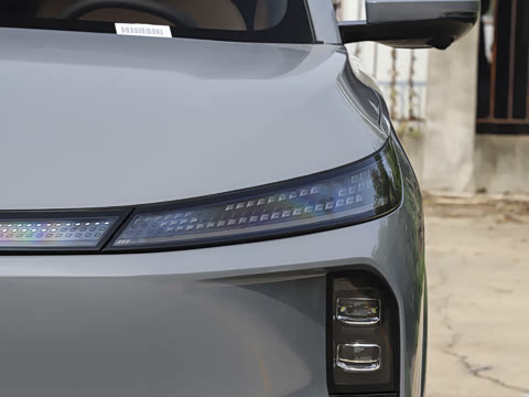 2025�� 185KM�����