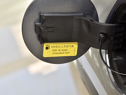 2025�� 1.5L �ֶ���Խ��